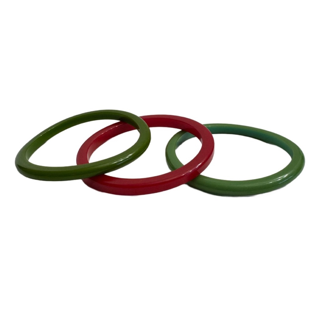Vintage BAKELITE Bangle Bracelet Lot of 3 Green and Red Asymmetrical 31.64 Grams